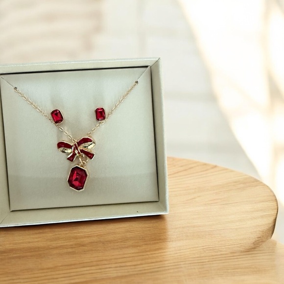 Anne Klein Red and Gold Bow Necklace Set - Picture 3 of 6